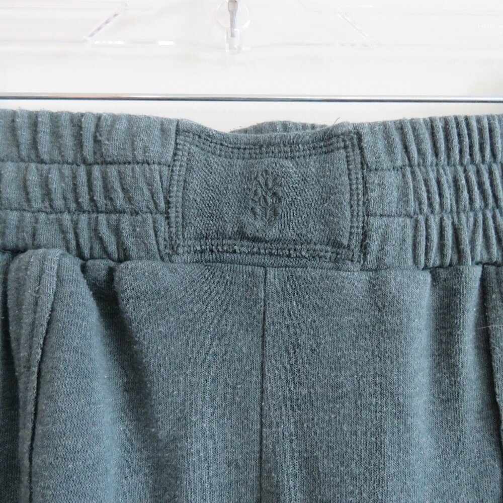 FREE PEOPLE MOVEMENT City Stride Pants Joggers in Pine Green Lounge Travel Sz S - Picture 5 of 14